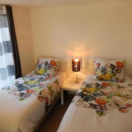 New West - Free Parking 4* Amszterdam